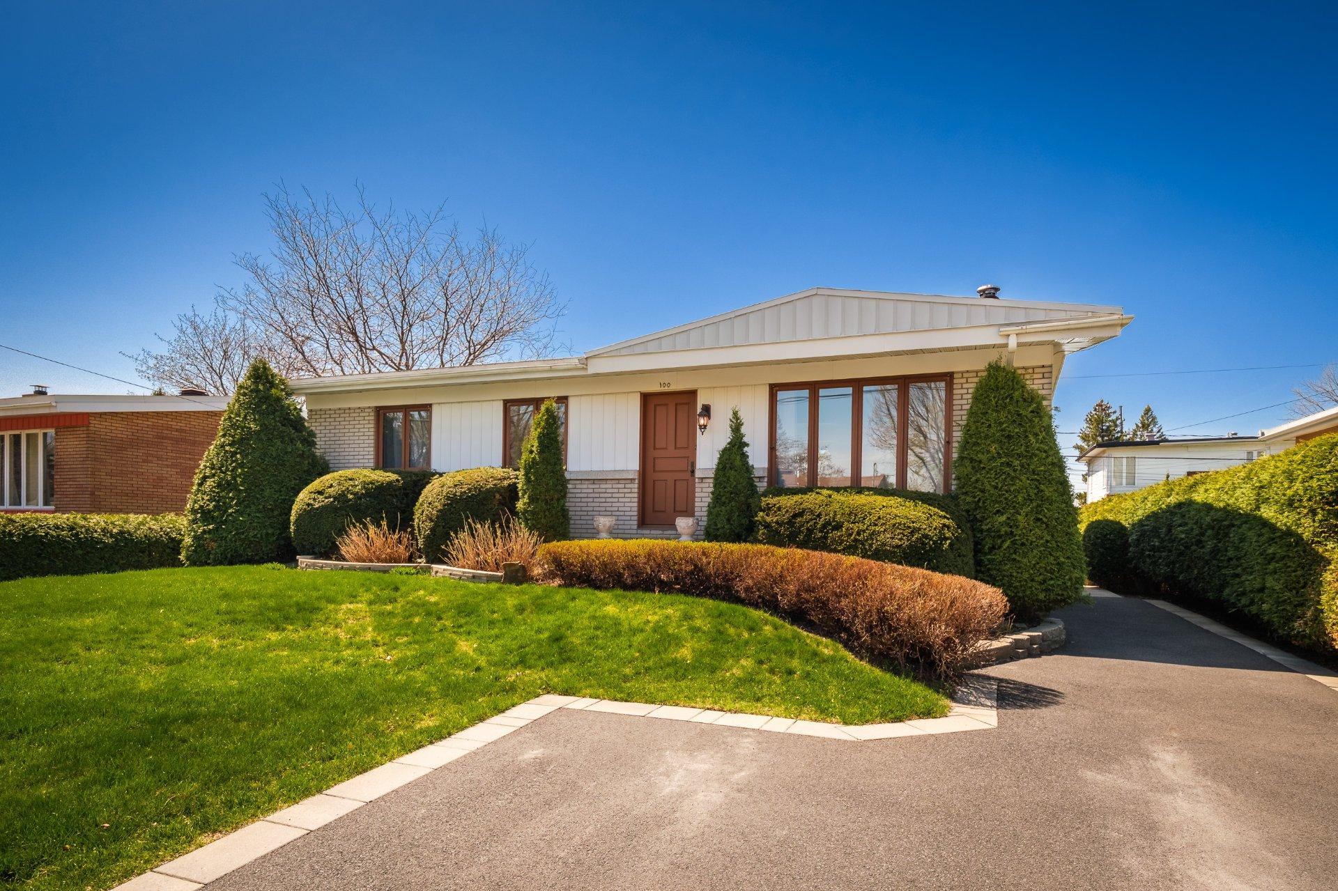 









100


Rue De Monts

,
Boucherville,




QC
J4B4K3

