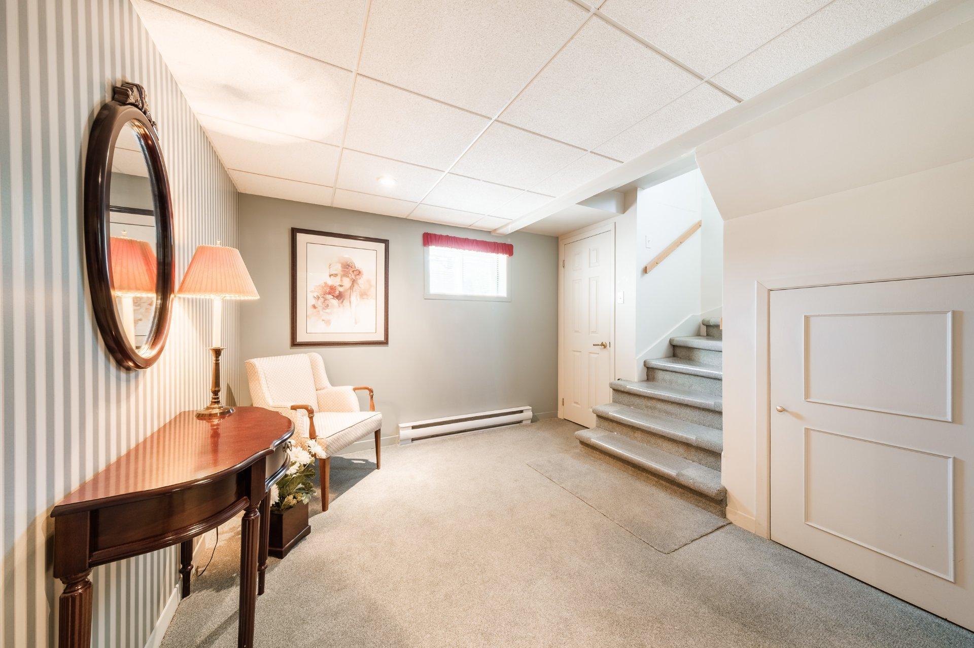 









100


Rue De Monts

,
Boucherville,




QC
J4B4K3

