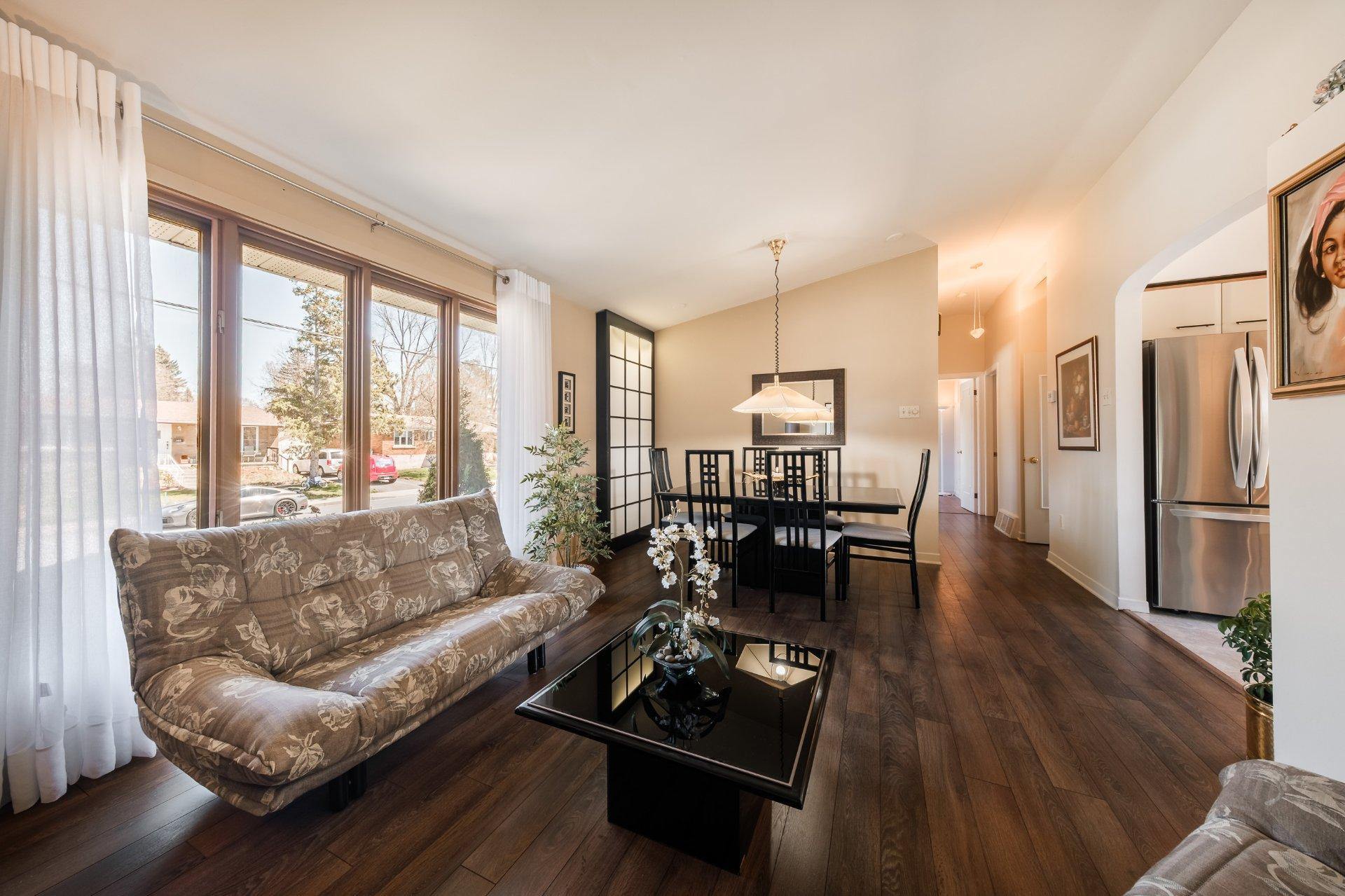 









100


Rue De Monts

,
Boucherville,




QC
J4B4K3

