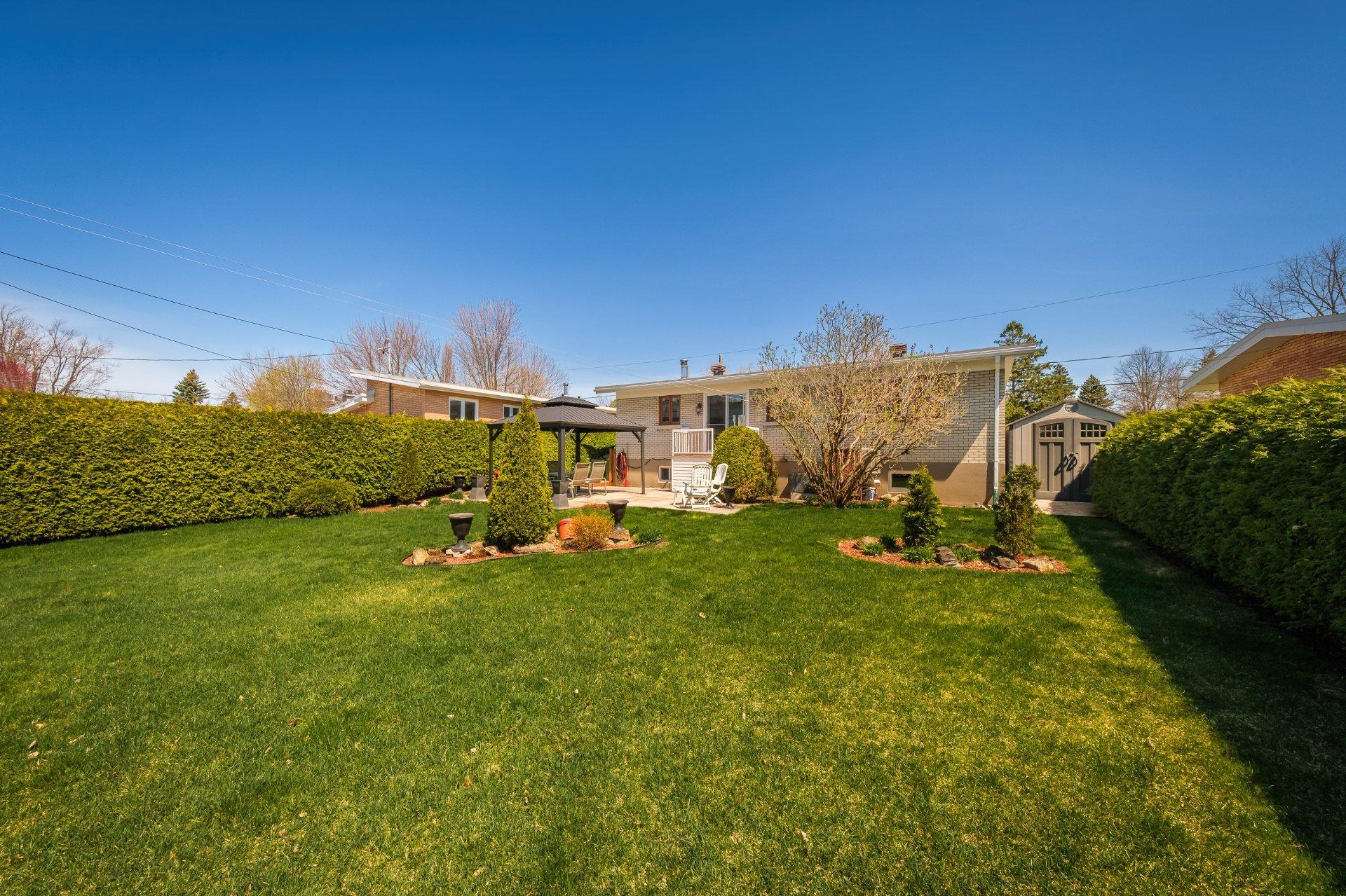 









100


Rue De Monts

,
Boucherville,




QC
J4B4K3

