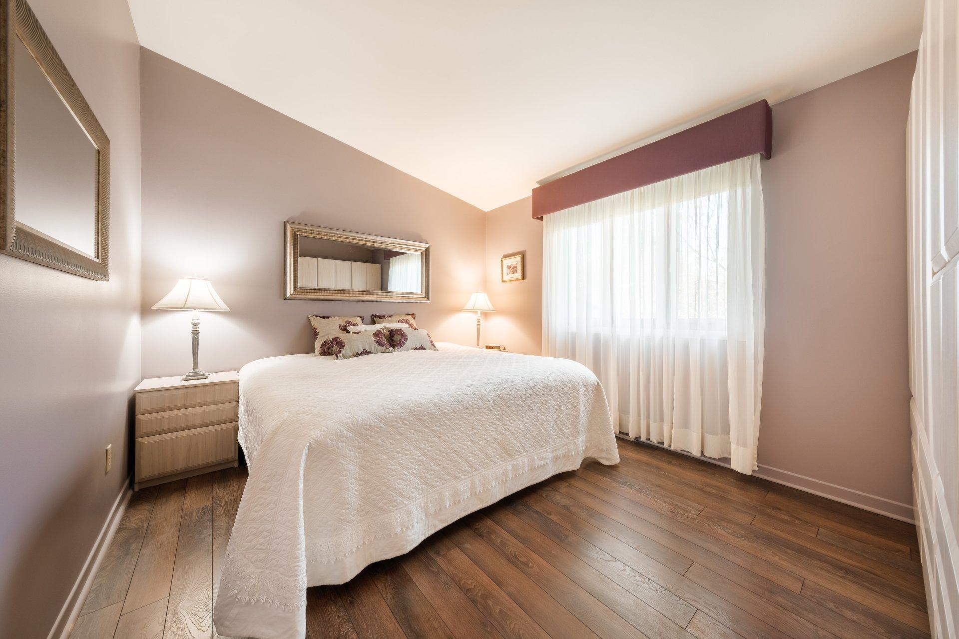 









100


Rue De Monts

,
Boucherville,




QC
J4B4K3

