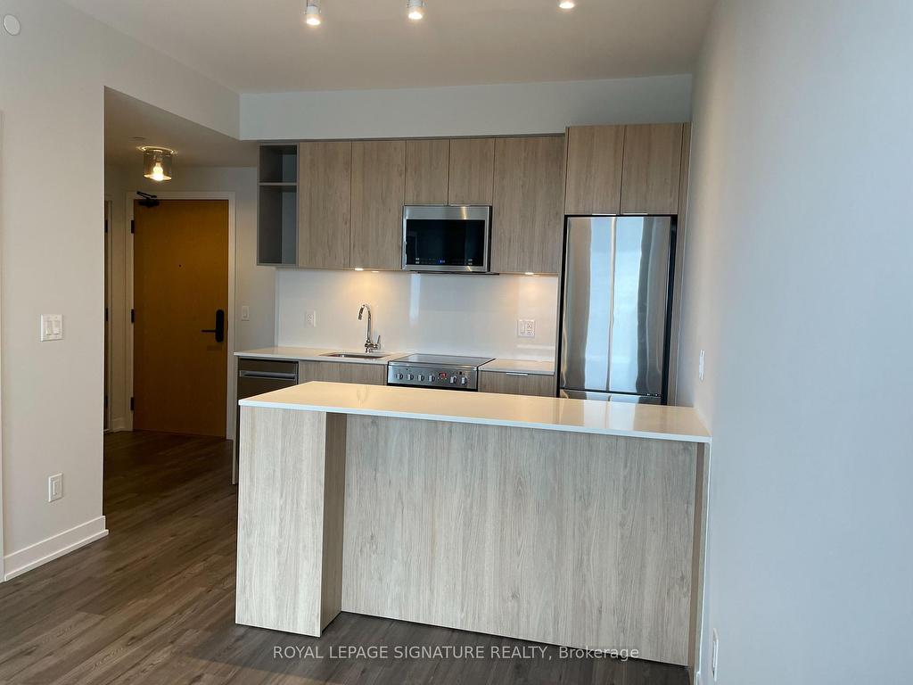 









25


Nicholas

Avenue, 1807,
Toronto,




ON
M5A 0M9

