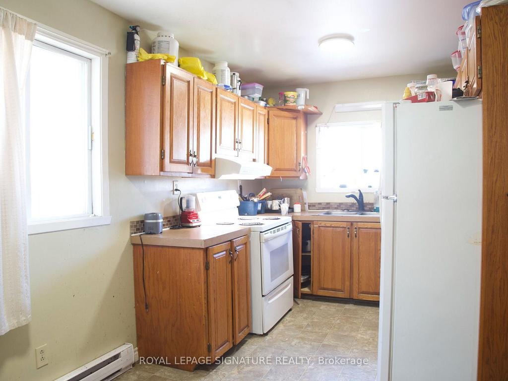 









429


Dudley

Avenue,
North Bay,




ON
P1B 7A6

