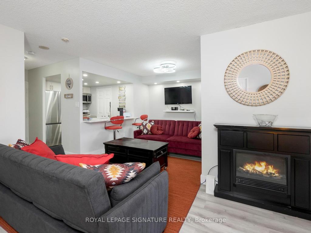 









265


Enfield

Place, 406,
Mississauga,




ON
L5B 3Y7

