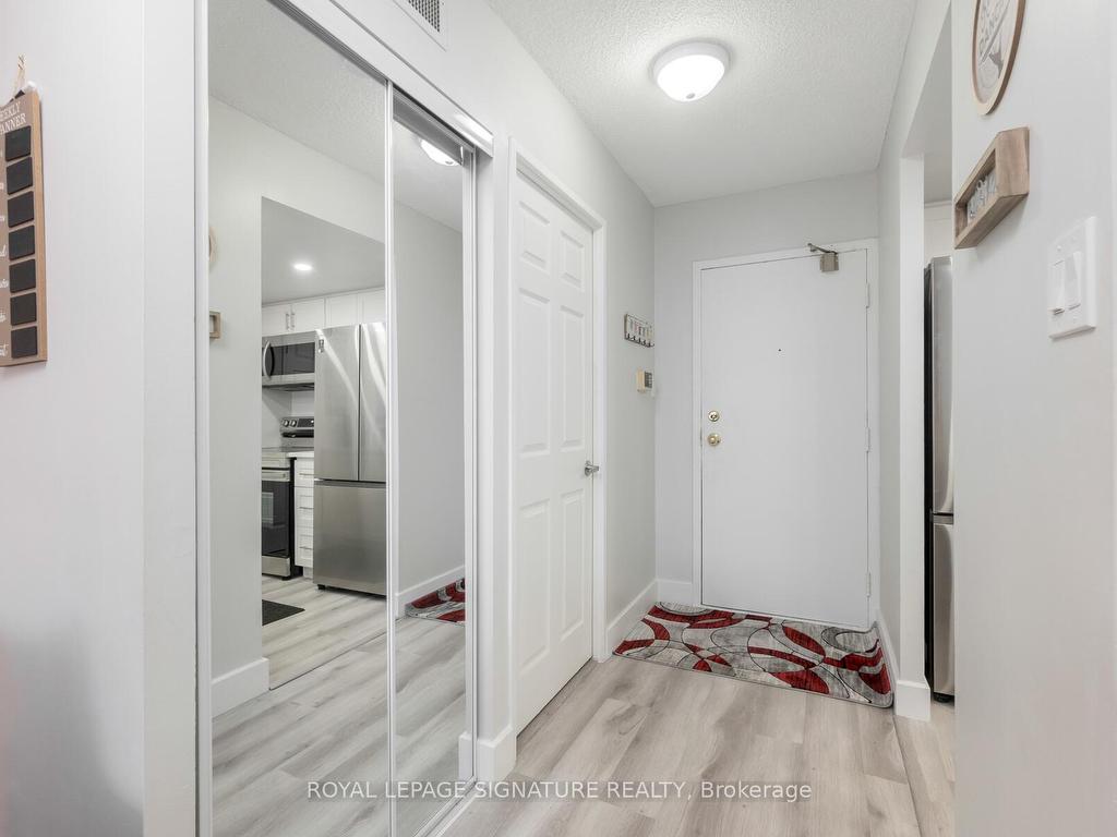 









265


Enfield

Place, 406,
Mississauga,




ON
L5B 3Y7


