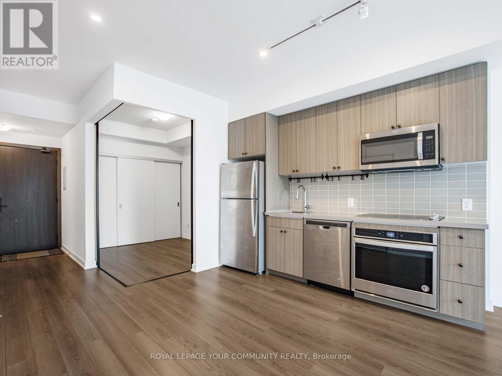 












221 - 2799 KINGSTON ROAD

,
Toronto,




Ontario
M1M1N1


