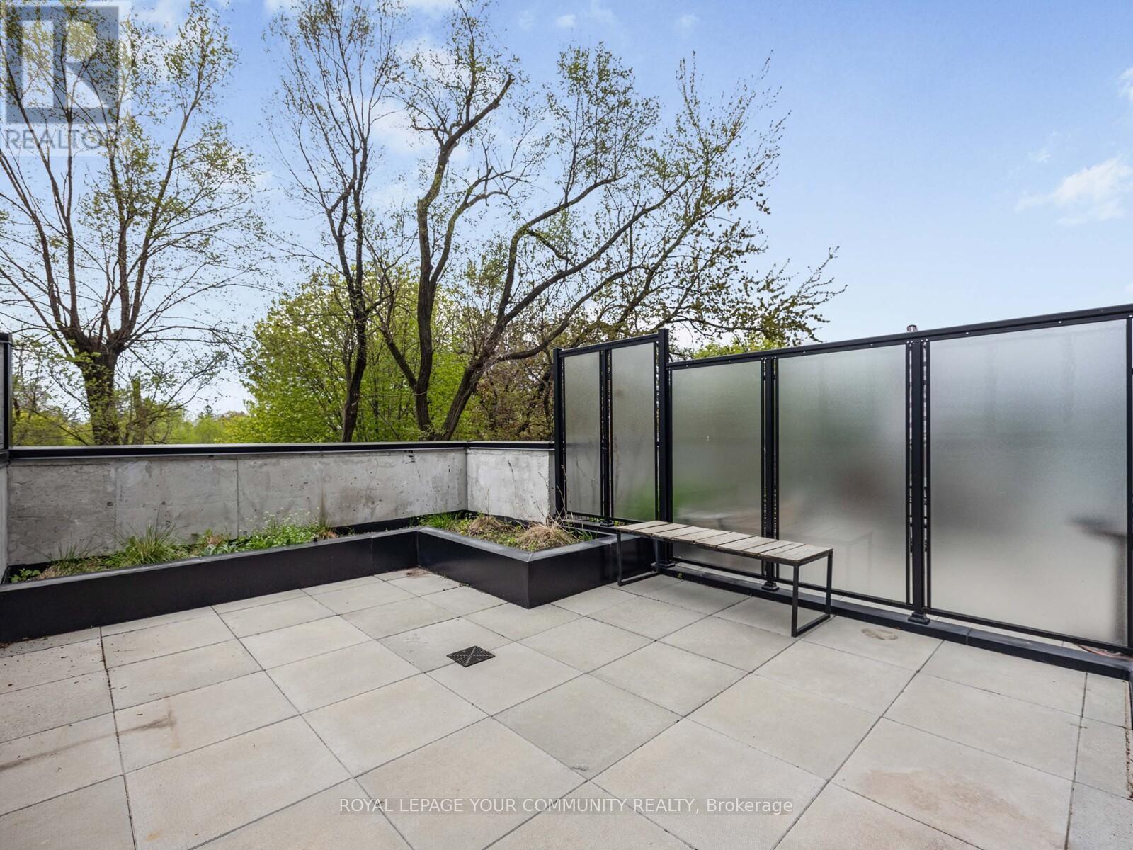 












221 - 2799 KINGSTON ROAD

,
Toronto,




Ontario
M1M1N1

