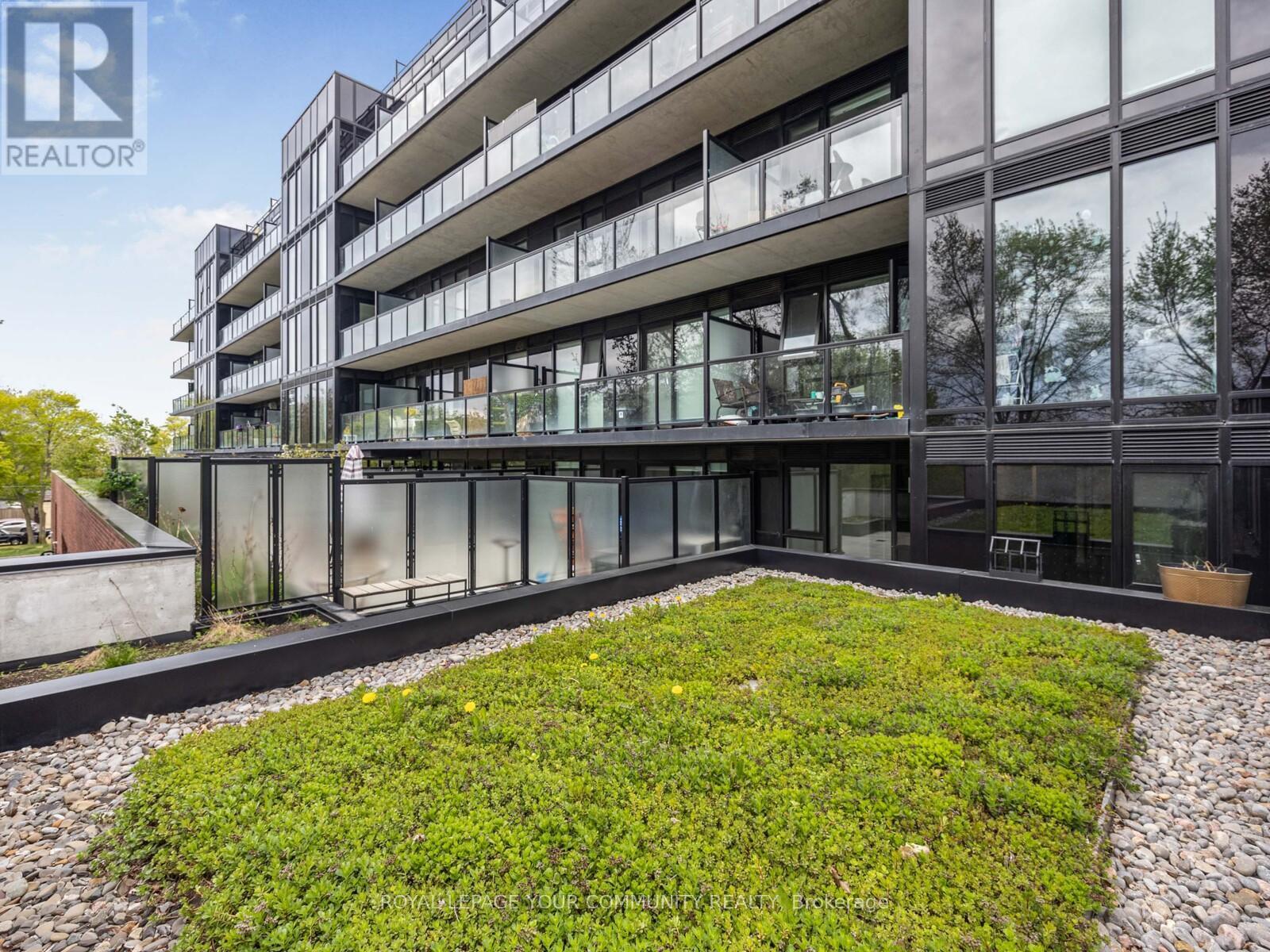 












221 - 2799 KINGSTON ROAD

,
Toronto,




Ontario
M1M1N1

