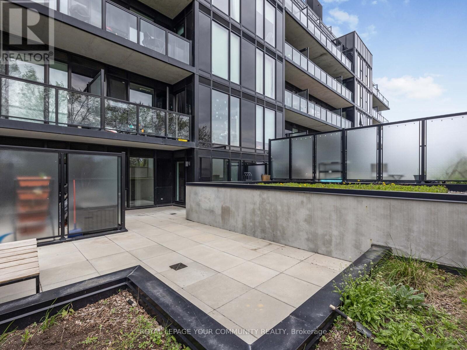 












221 - 2799 KINGSTON ROAD

,
Toronto,




Ontario
M1M1N1

