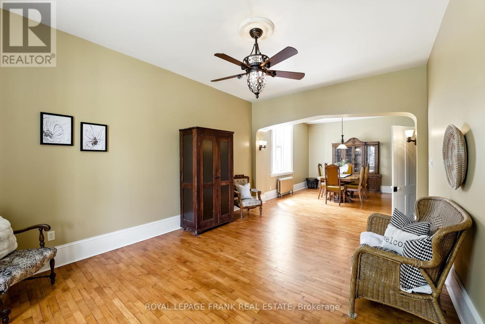 












25 PARK STREET

,
Clarington (Orono),




Ontario
L0B1M0

