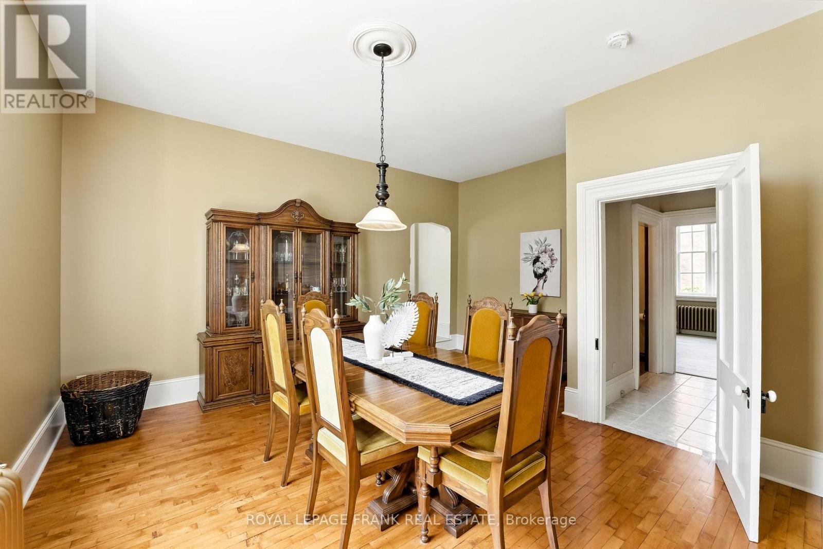 












25 PARK STREET

,
Clarington (Orono),




Ontario
L0B1M0

