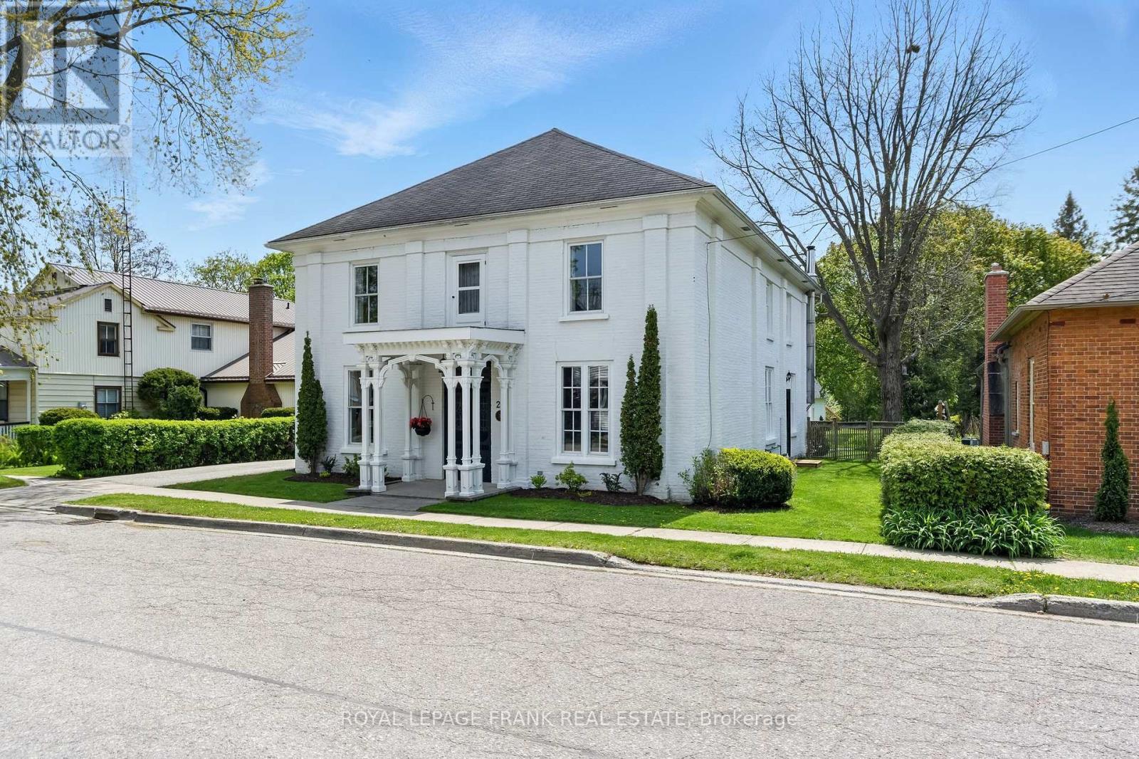 












25 PARK STREET

,
Clarington (Orono),




Ontario
L0B1M0

