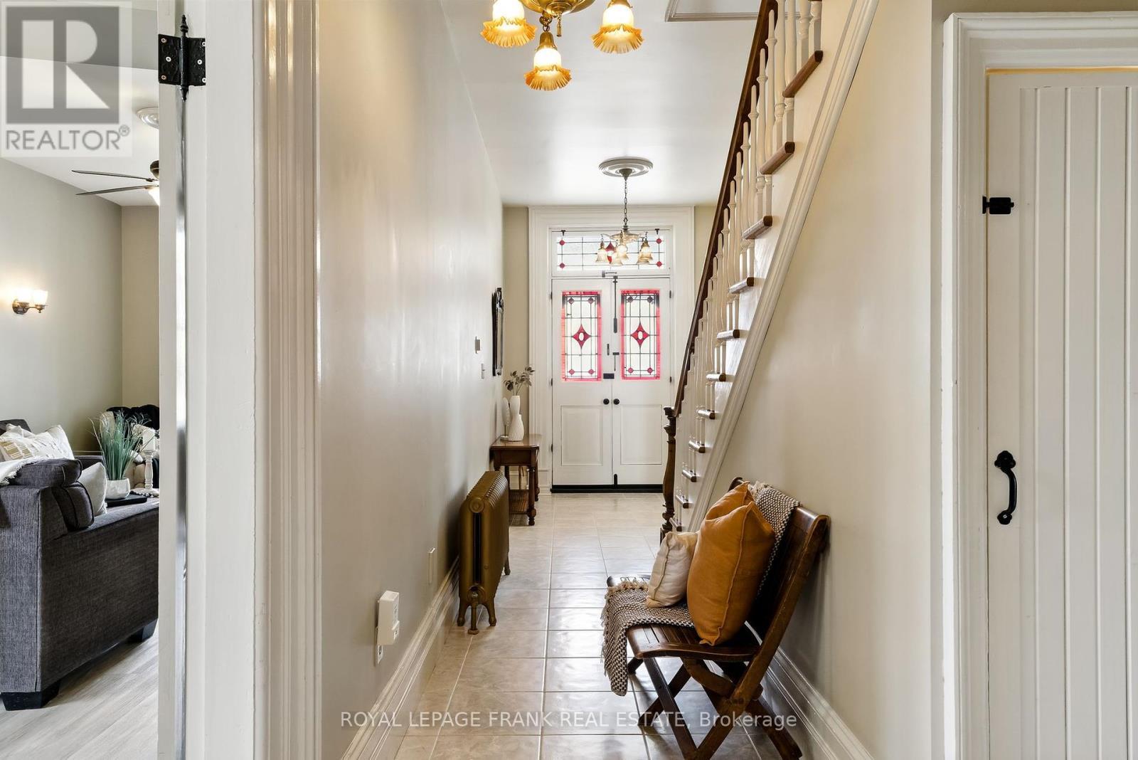 












25 PARK STREET

,
Clarington (Orono),




Ontario
L0B1M0

