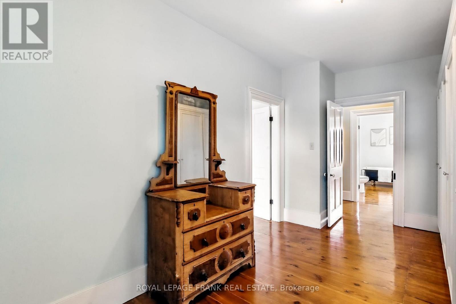












25 PARK STREET

,
Clarington (Orono),




Ontario
L0B1M0

