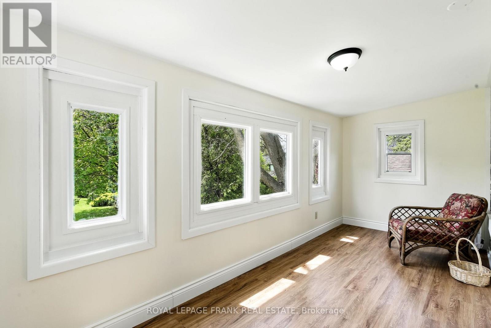 












25 PARK STREET

,
Clarington (Orono),




Ontario
L0B1M0

