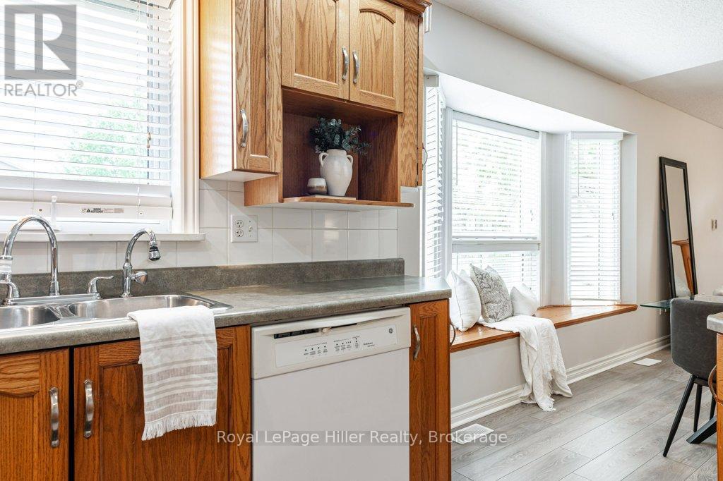 












176 FRANKLIN DRIVE

,
Stratford,




Ontario
N5A7N6

