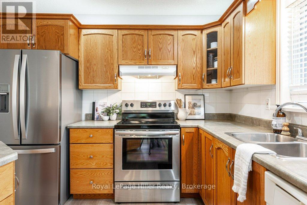












176 FRANKLIN DRIVE

,
Stratford,




Ontario
N5A7N6

