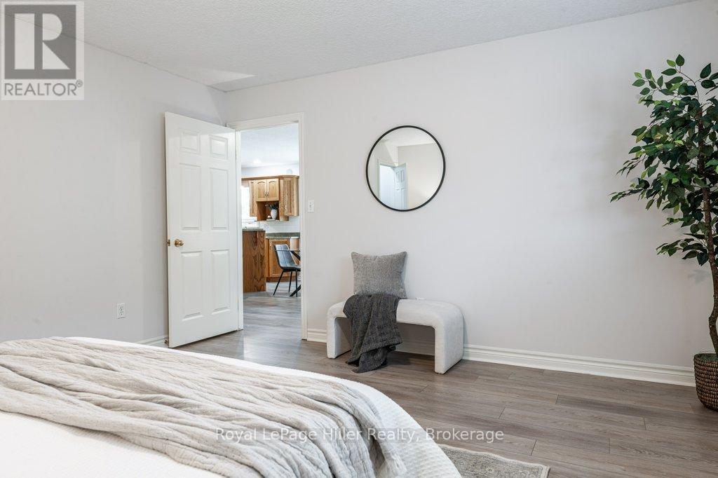 












176 FRANKLIN DRIVE

,
Stratford,




Ontario
N5A7N6

