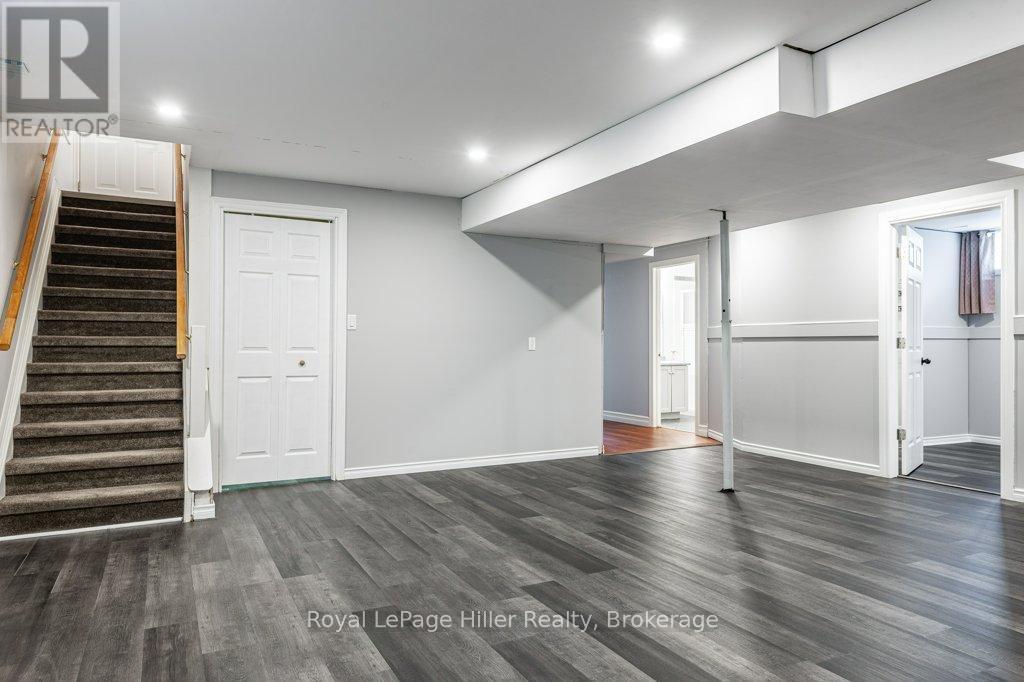 












176 FRANKLIN DRIVE

,
Stratford,




Ontario
N5A7N6

