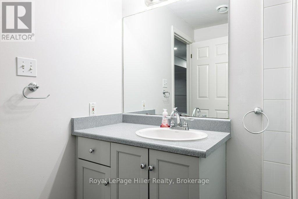 












176 FRANKLIN DRIVE

,
Stratford,




Ontario
N5A7N6

