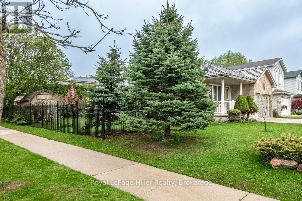 












176 FRANKLIN DRIVE

,
Stratford,




Ontario
N5A7N6

