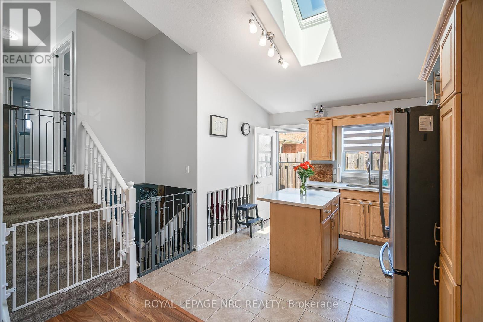 












7707 CORTINA CRESCENT

,
Niagara Falls (Ascot),




Ontario
L2H3B4

