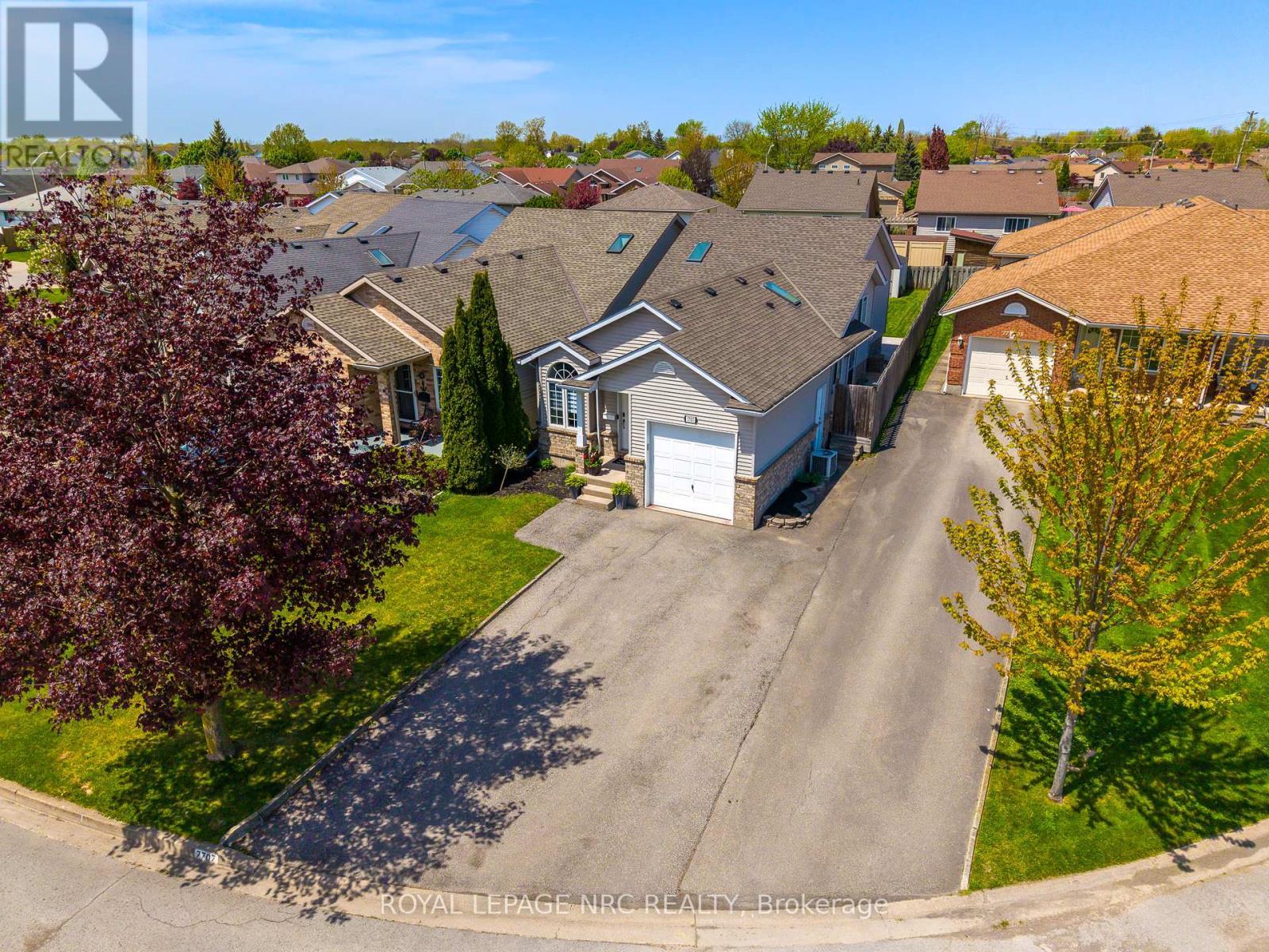 












7707 CORTINA CRESCENT

,
Niagara Falls (Ascot),




Ontario
L2H3B4

