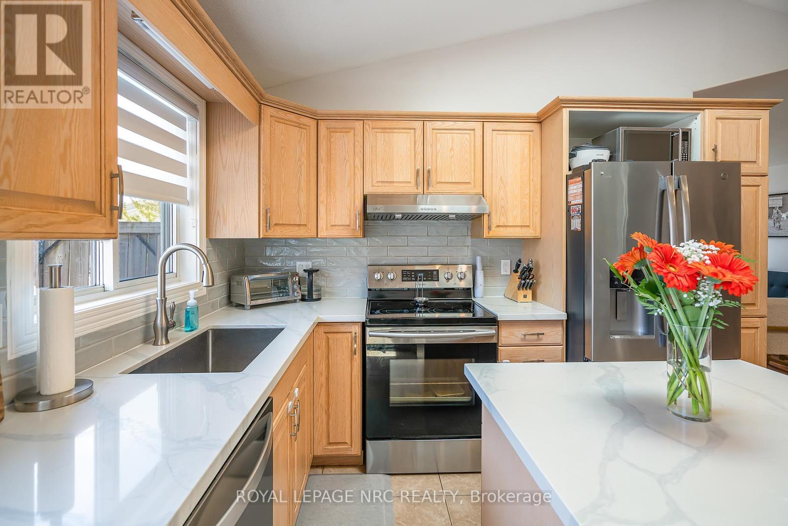 












7707 CORTINA CRESCENT

,
Niagara Falls (Ascot),




Ontario
L2H3B4

