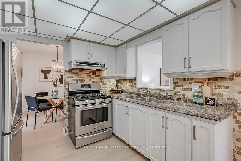 












28 ANN STREET

,
Halton Hills (Georgetown),




Ontario
L7G2V2

