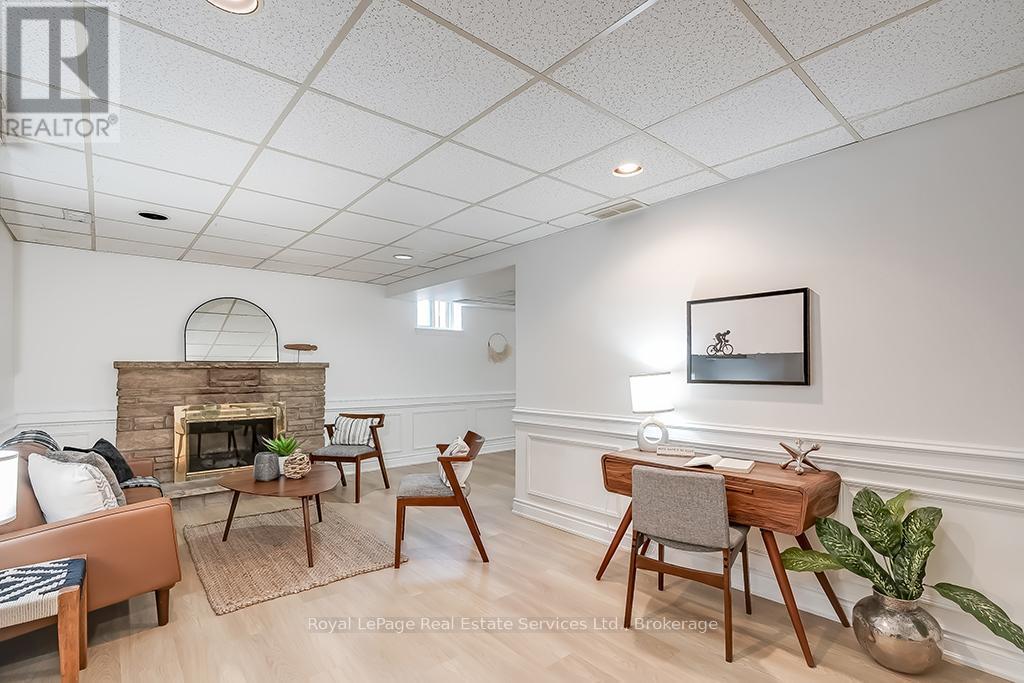 












28 ANN STREET

,
Halton Hills (Georgetown),




Ontario
L7G2V2

