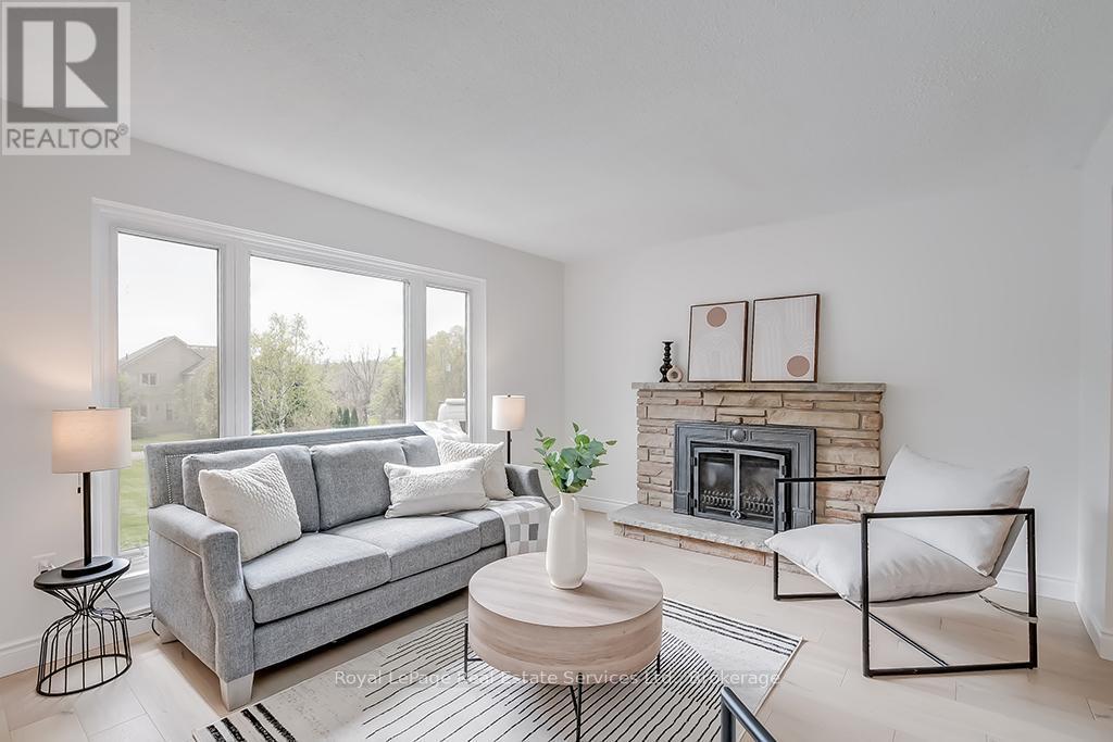 












28 ANN STREET

,
Halton Hills (Georgetown),




Ontario
L7G2V2

