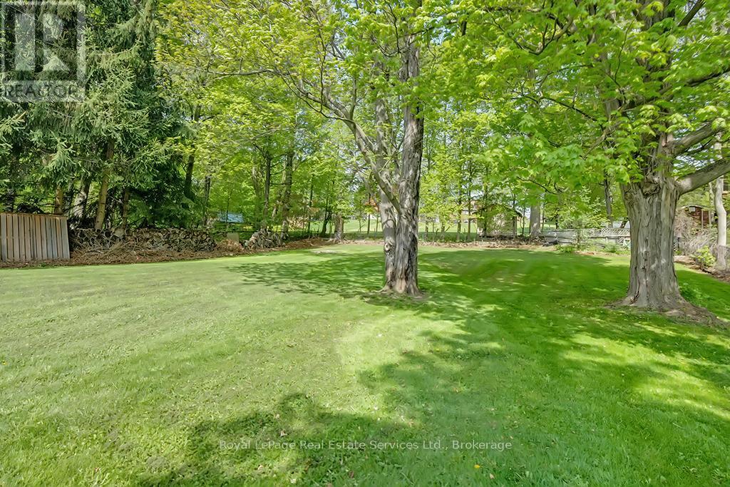 












28 ANN STREET

,
Halton Hills (Georgetown),




Ontario
L7G2V2

