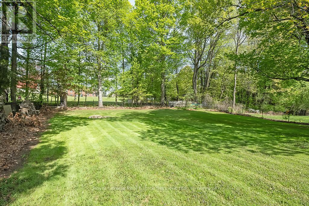 












28 ANN STREET

,
Halton Hills (Georgetown),




Ontario
L7G2V2

