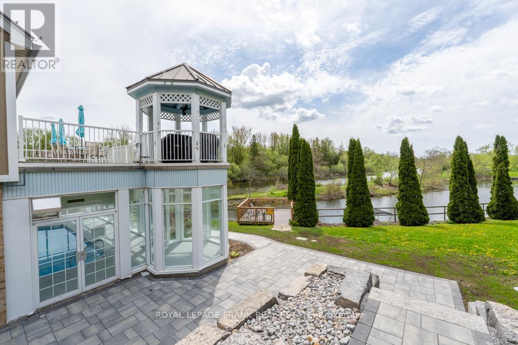 












9 EGLINGTON STREET

,
Kawartha Lakes (Lindsay),




Ontario
K9V6K6

