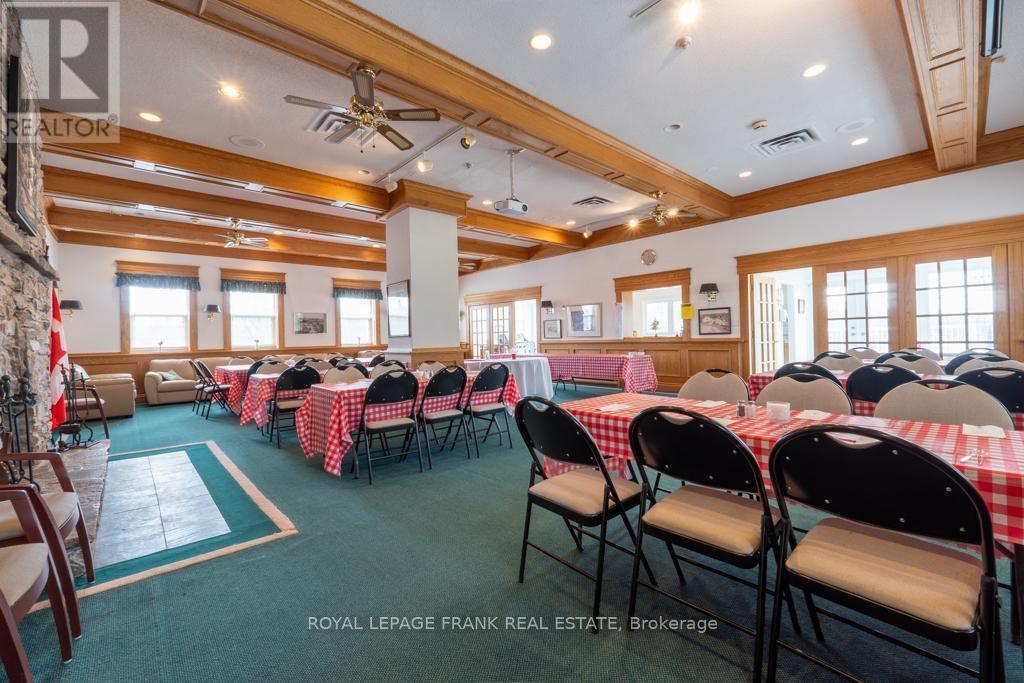 












9 EGLINGTON STREET

,
Kawartha Lakes (Lindsay),




Ontario
K9V6K6

