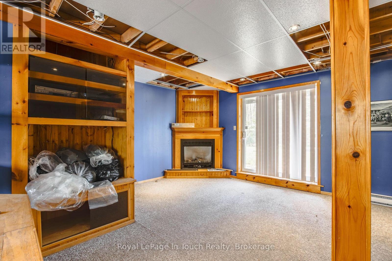 












9 JOLIET CRESCENT

,
Tiny,




Ontario
L9M0G3

