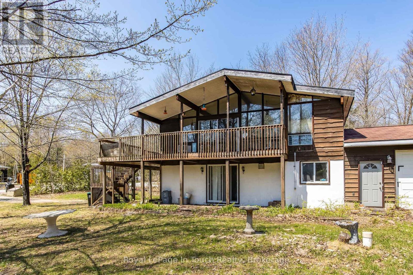 












9 JOLIET CRESCENT

,
Tiny,




Ontario
L9M0G3

