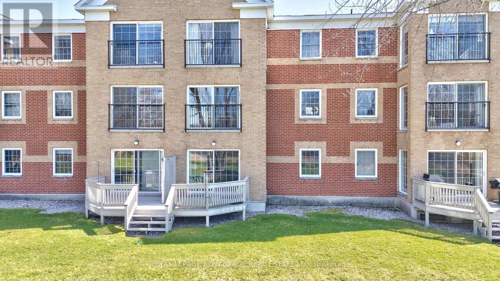 












203 - 19 JOHN STREET E

,
Perth,




Ontario
K7H1T8

