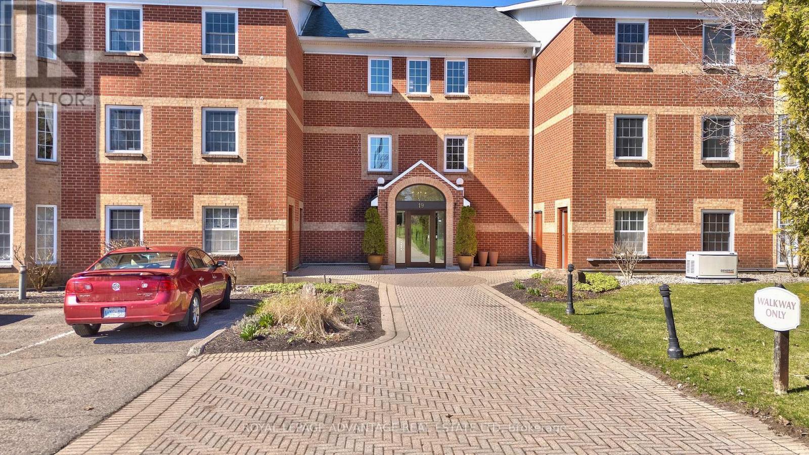 












203 - 19 JOHN STREET E

,
Perth,




Ontario
K7H1T8

