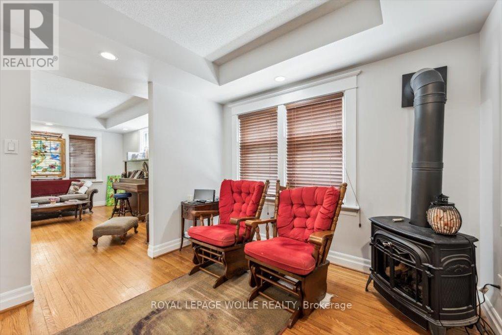 












180 DAVID STREET

,
Kitchener,




Ontario
N2G1Y5

