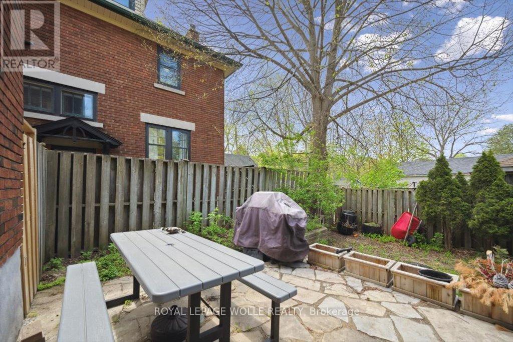 












180 DAVID STREET

,
Kitchener,




Ontario
N2G1Y5

