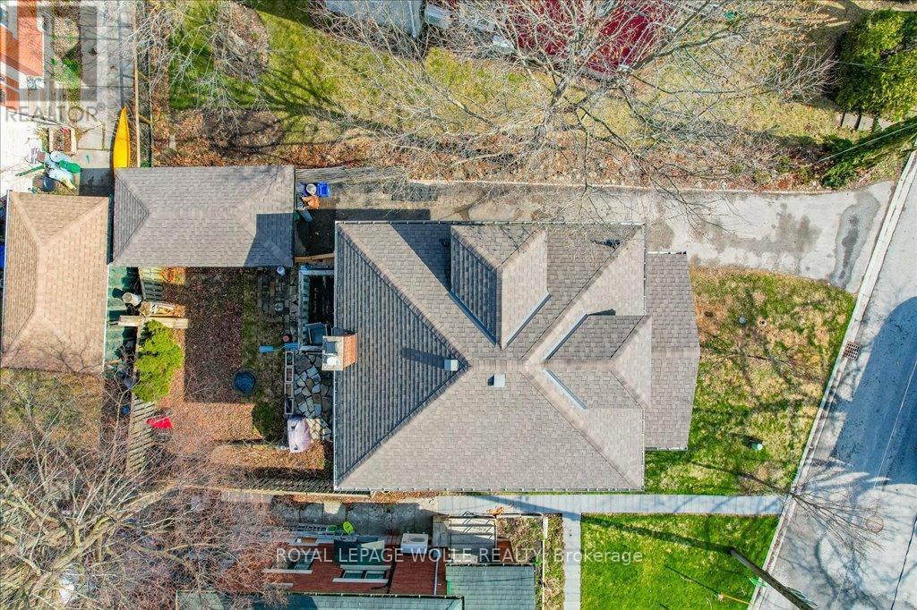 












180 DAVID STREET

,
Kitchener,




Ontario
N2G1Y5

