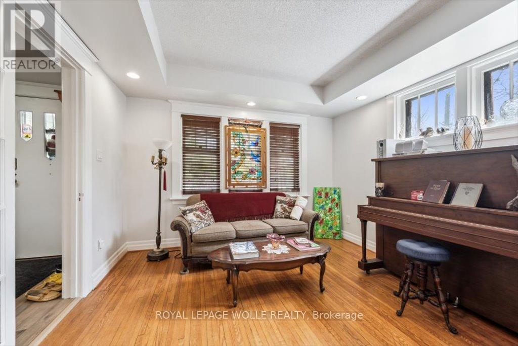 












180 DAVID STREET

,
Kitchener,




Ontario
N2G1Y5

