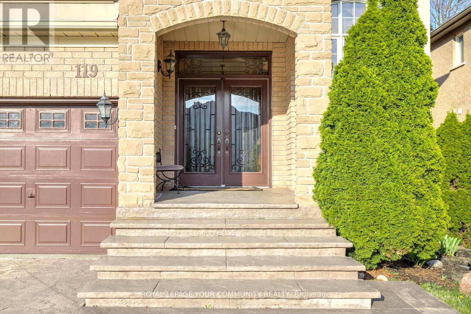 












119 THORNHILL WOODS DRIVE

,
Vaughan,




Ontario
L4J8R5

