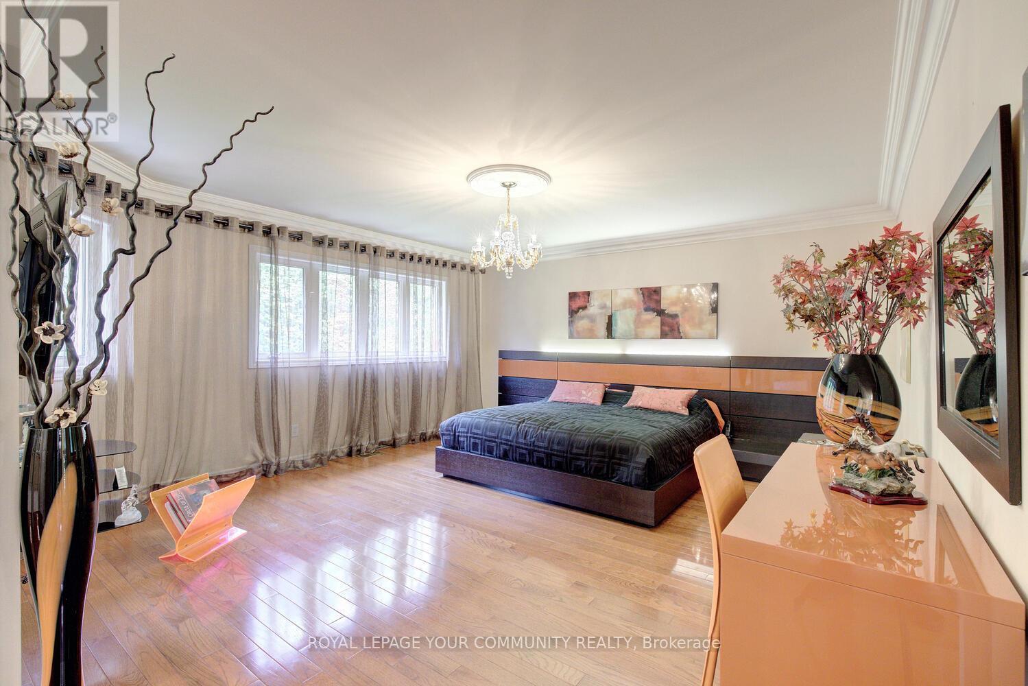 












119 THORNHILL WOODS DRIVE

,
Vaughan,




Ontario
L4J8R5

