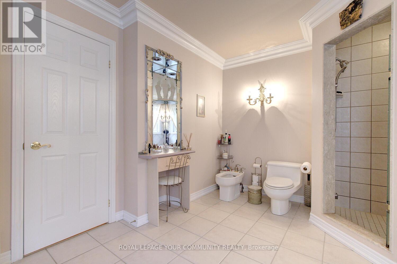 












119 THORNHILL WOODS DRIVE

,
Vaughan,




Ontario
L4J8R5

