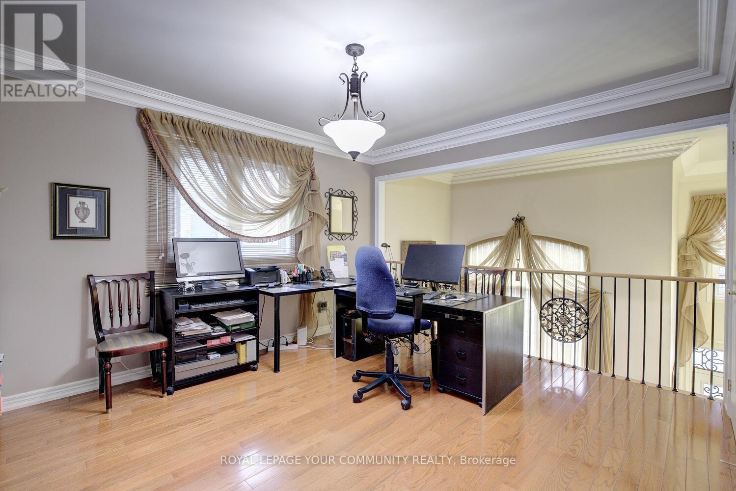 












119 THORNHILL WOODS DRIVE

,
Vaughan,




Ontario
L4J8R5

