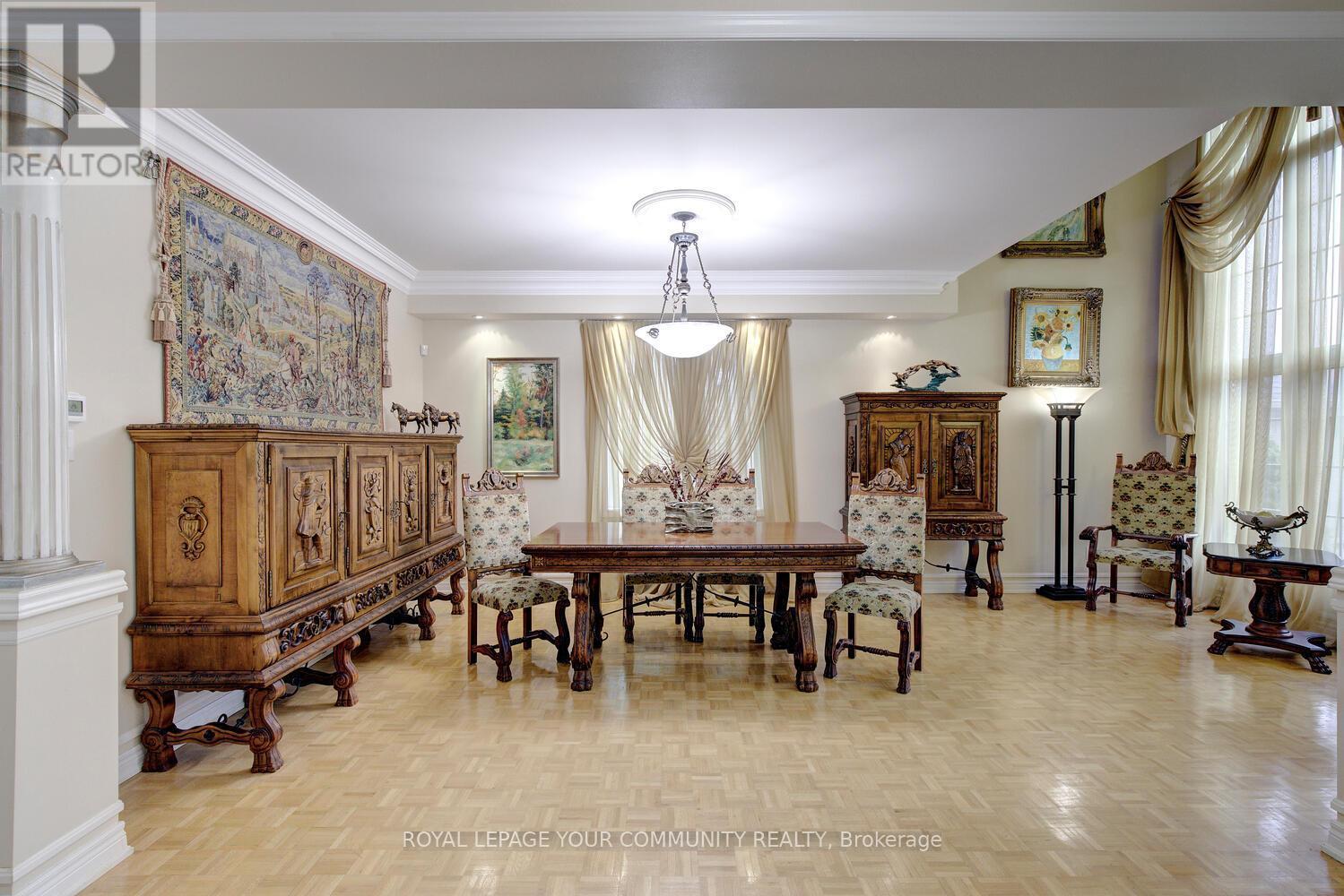 












119 THORNHILL WOODS DRIVE

,
Vaughan,




Ontario
L4J8R5

