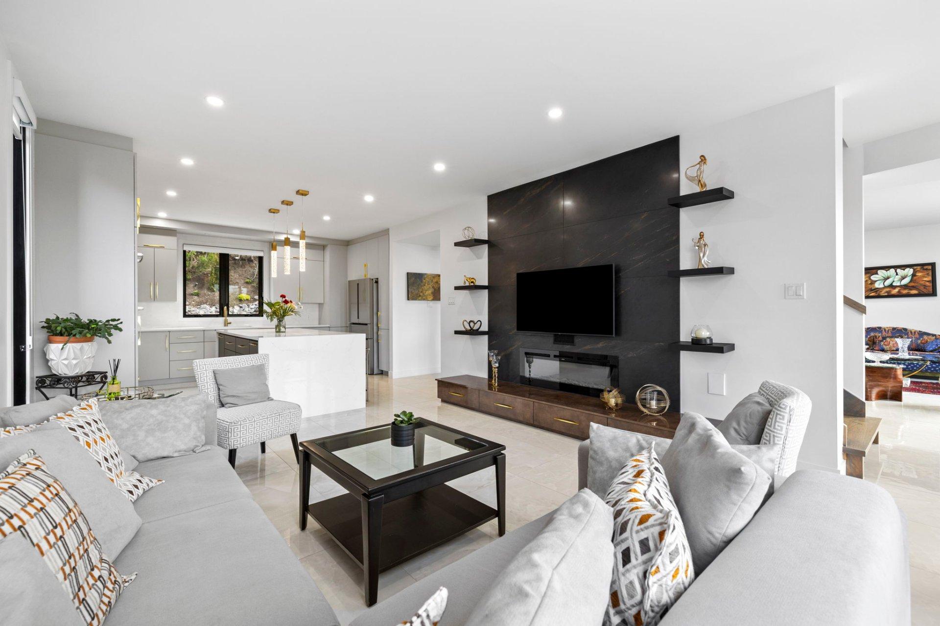 









111


Rue de St-Vallier

,
Gatineau (Gatineau),




QC
J8V3V6

