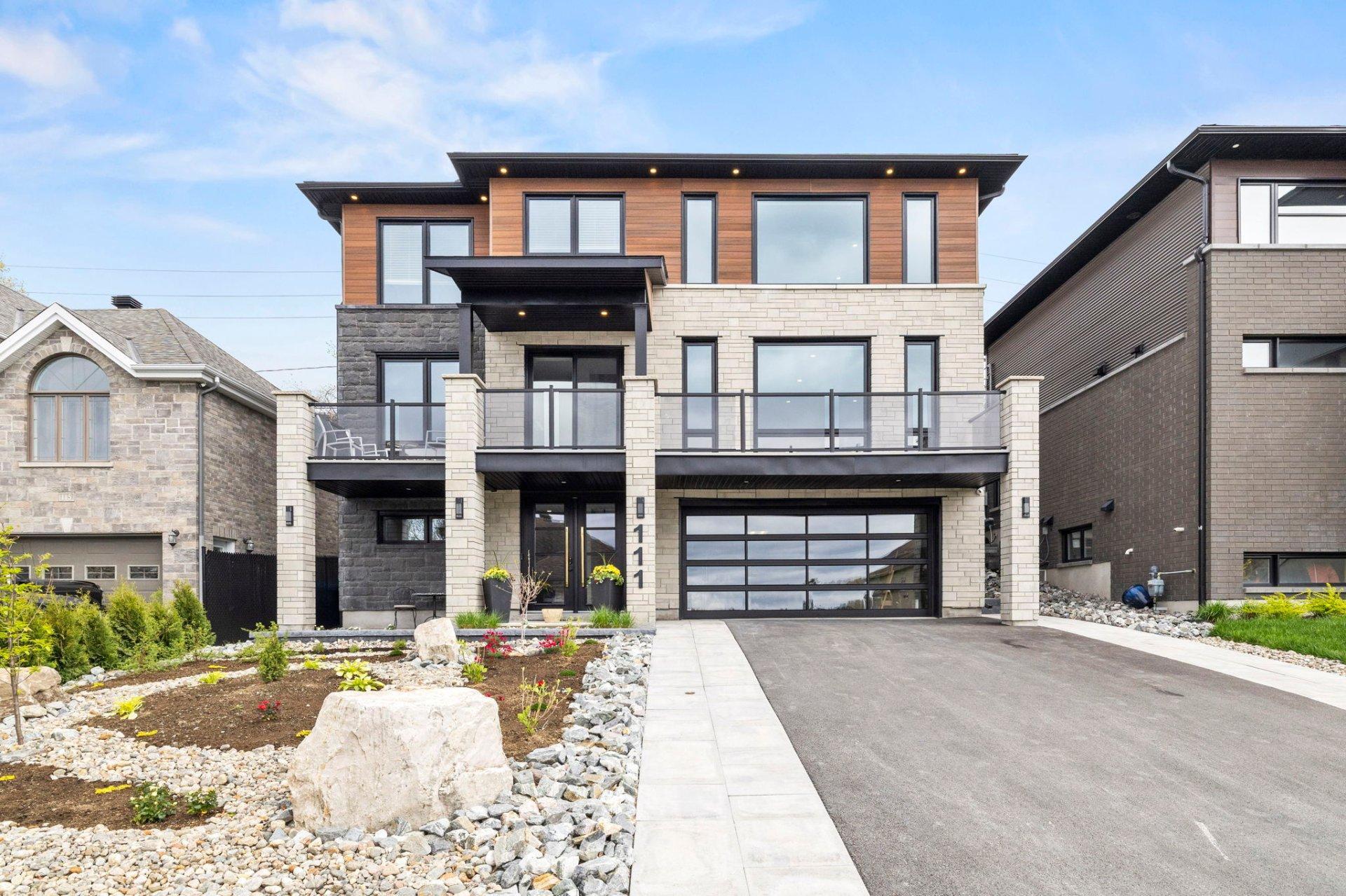 









111


Rue de St-Vallier

,
Gatineau (Gatineau),




QC
J8V3V6

